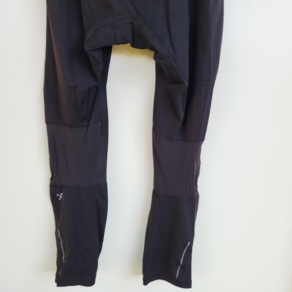 Lululemon Surge Light 3/4 Tight 23" Black Size Medium - Picture 13 of 16